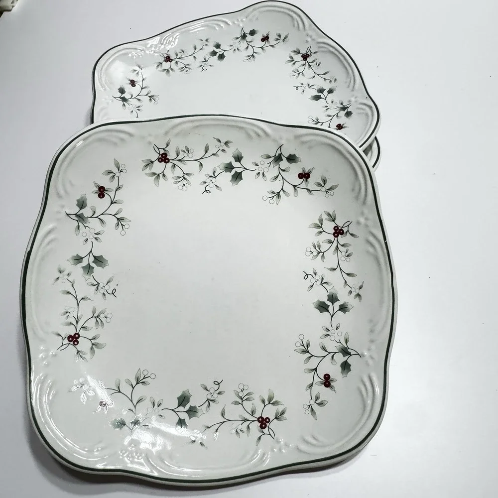 Lot 4 Pfaltzgraff Winterberry Square Salad Plate Set Christmas